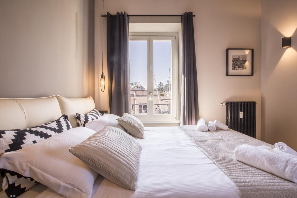 Eve Penthouse Colosseo Roma Exterior foto